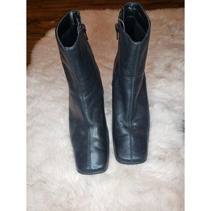 Kenneth Cole Boots